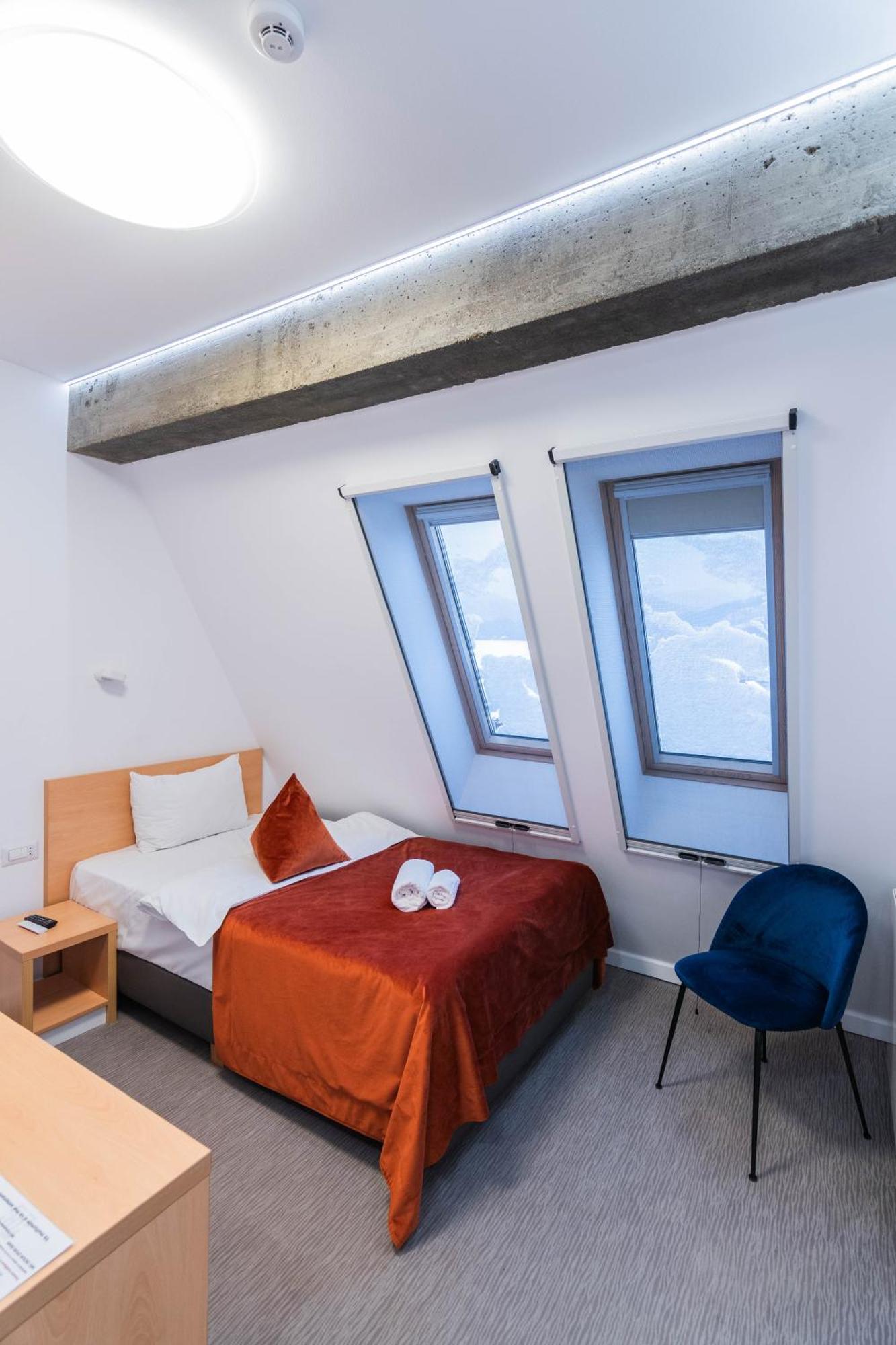 Hotel Urban 3*
